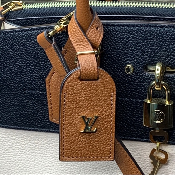 Authentic Louis Vuitton City Steamer MM - Picture 8 of 16